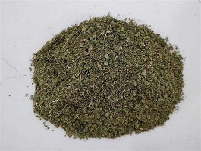 Basil Dried Flakes Sweet Italian Genovese Culinary Herbs by Denver Spice