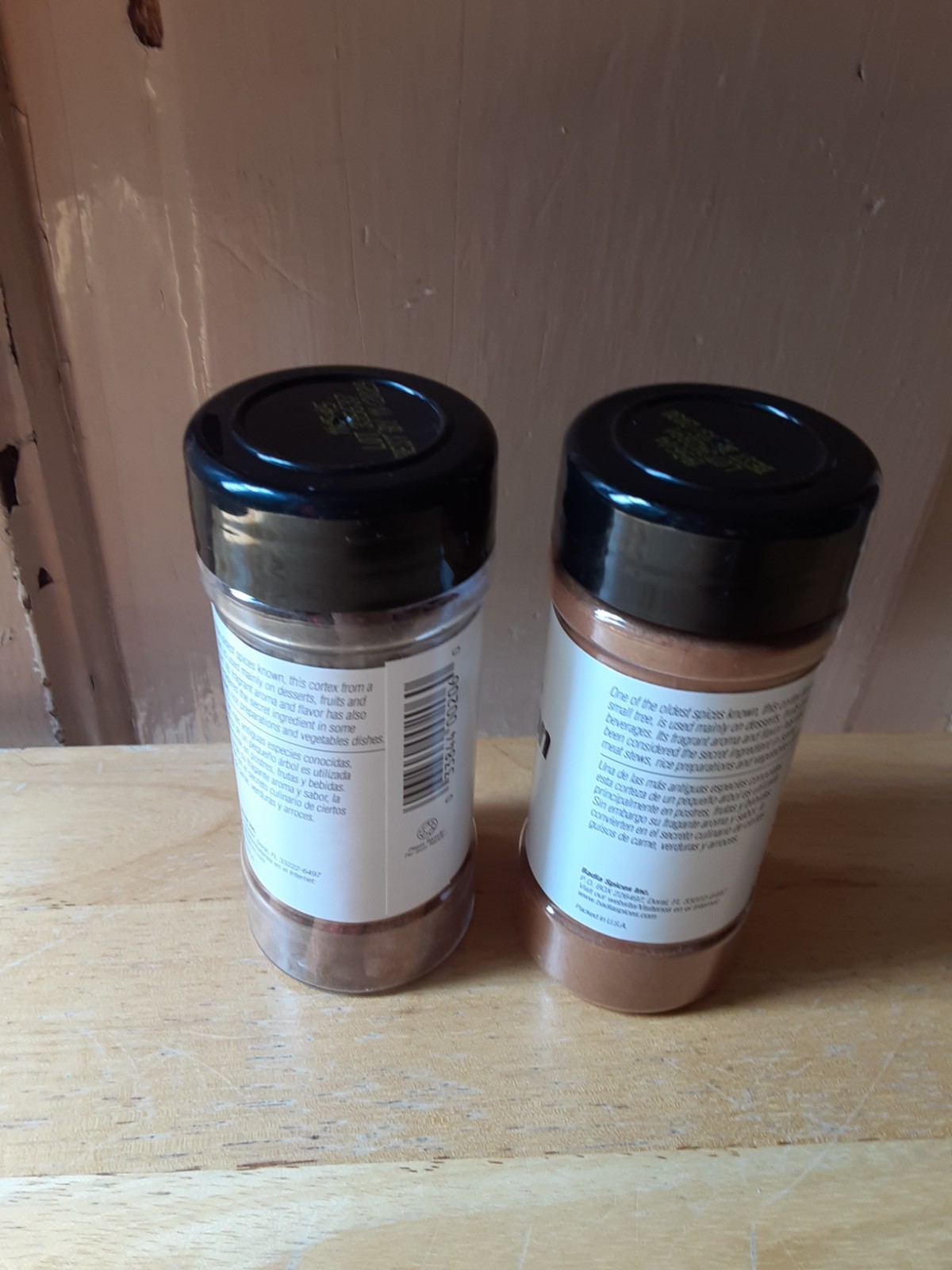 Badia Cinnamon Sticks & Cinnamon Powder EXP. DATE 11-2029 & 3-2030