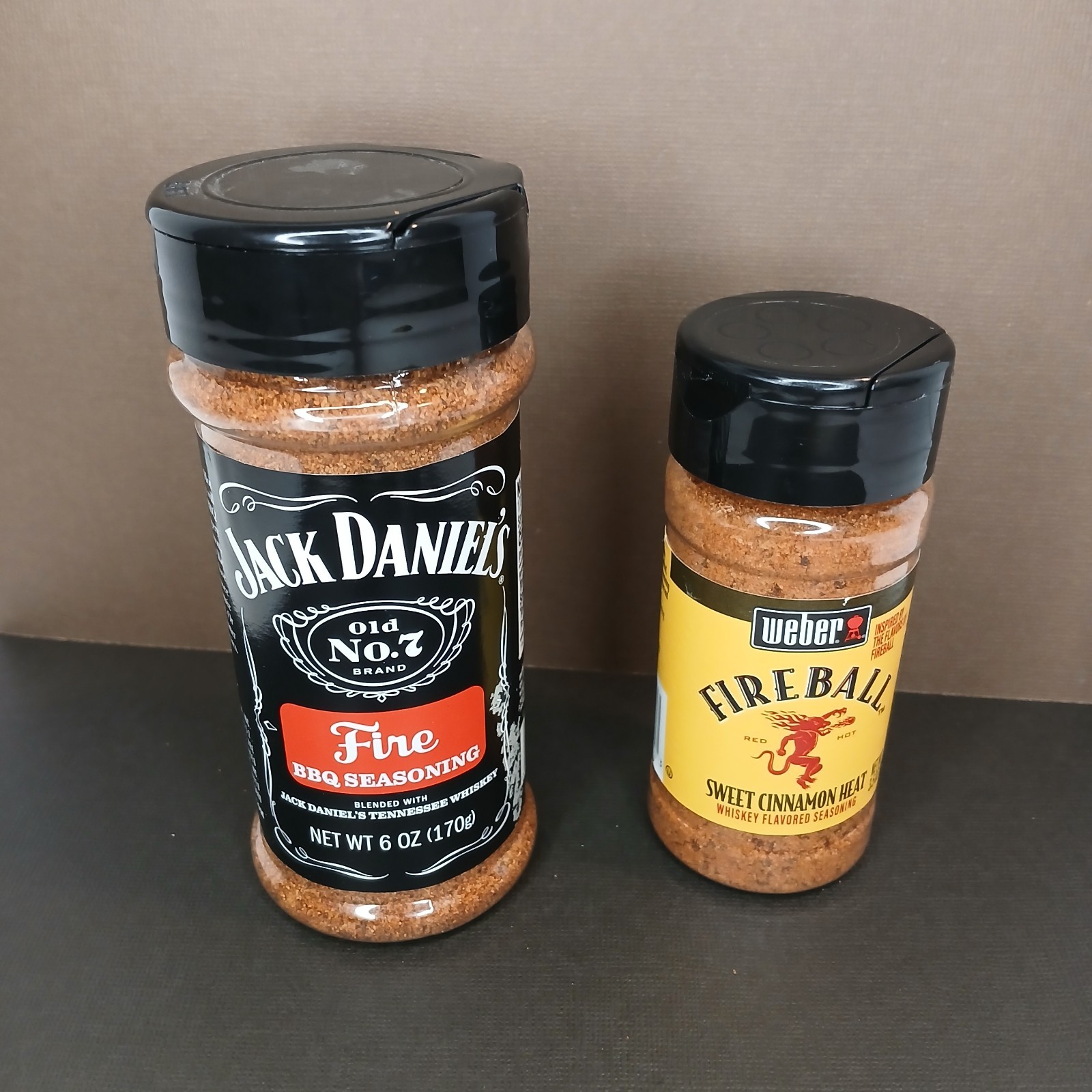 Jack Daniel’s Fire BBQ 6 oz & Fireball Sweet Cinnamon Heat Seasonings 3.5 oz NEW