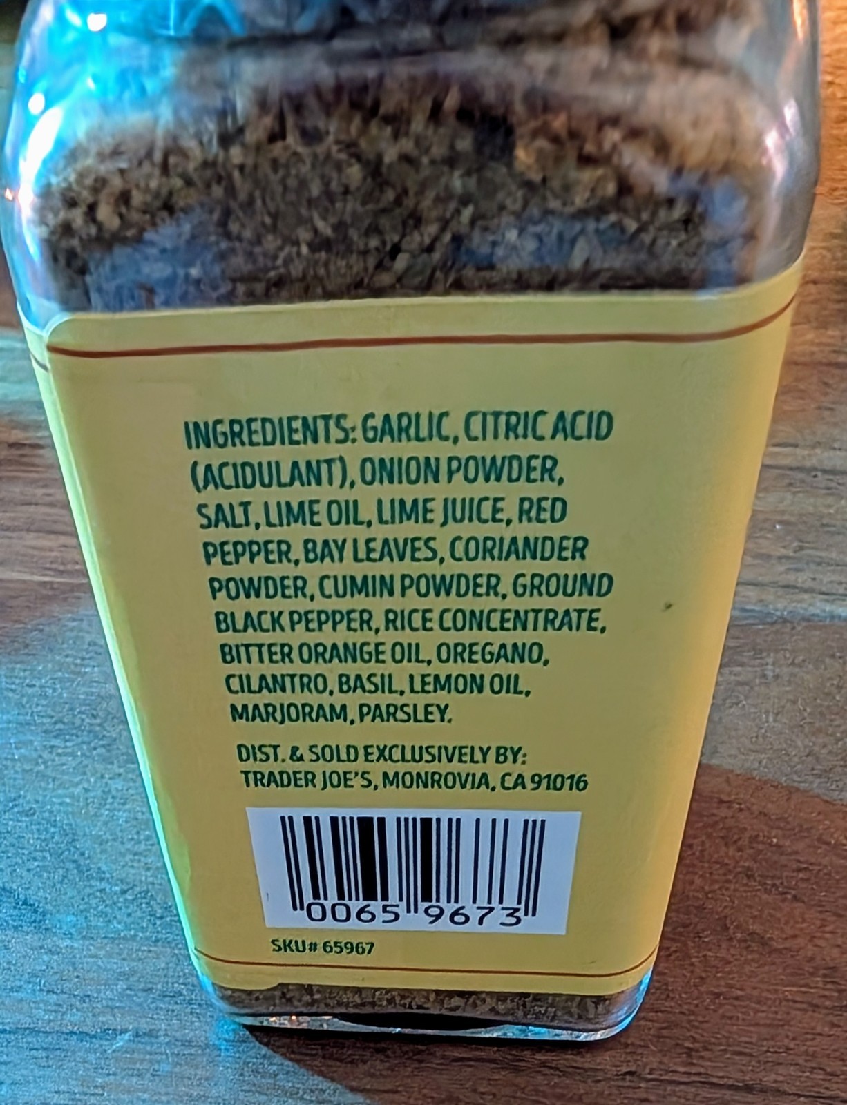 1X Trader Joe’s Citrusy Garlic Seasoning Blend 64g Brand New Expires 11/27
