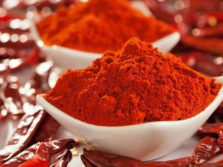 Red Chili superfine ground Powder 100% Natural Ceylon spices for gourmet cooking