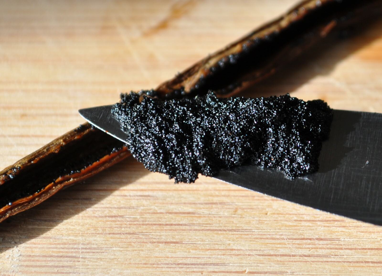 Starwest Botanicals_Organic Vanilla Beans_4 Beans
