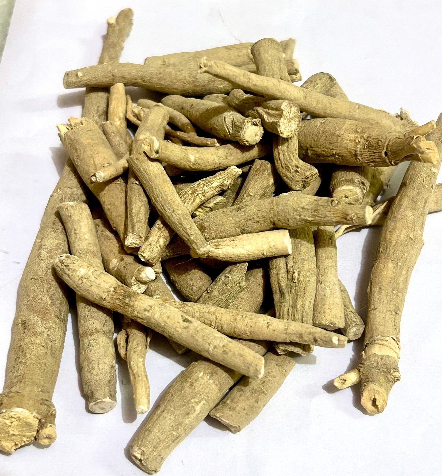 Pure Organic Natural Ashwagandha Root Indian ginseng, withania somnifera,