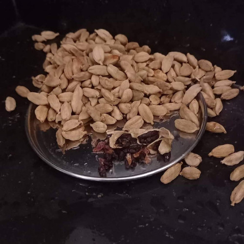 Ceylon Cardamom Seed Pods Natural Organic Sri Lanka Spices Cardamom Seeds