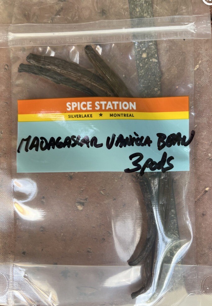 Madagascar Vanilla Bean ( 3 Beans Grade Quality Gourmet)