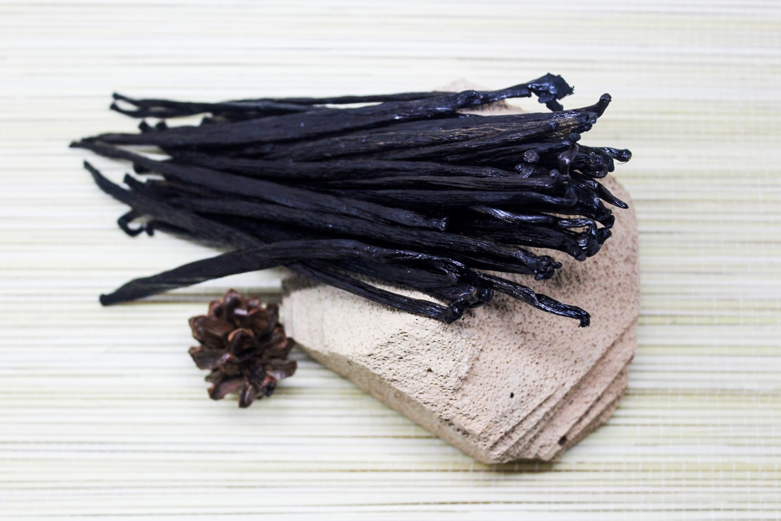 25 Aromatic Tahitian Vanilla Beans for Making Vanilla Extract, Whole Vanilla …