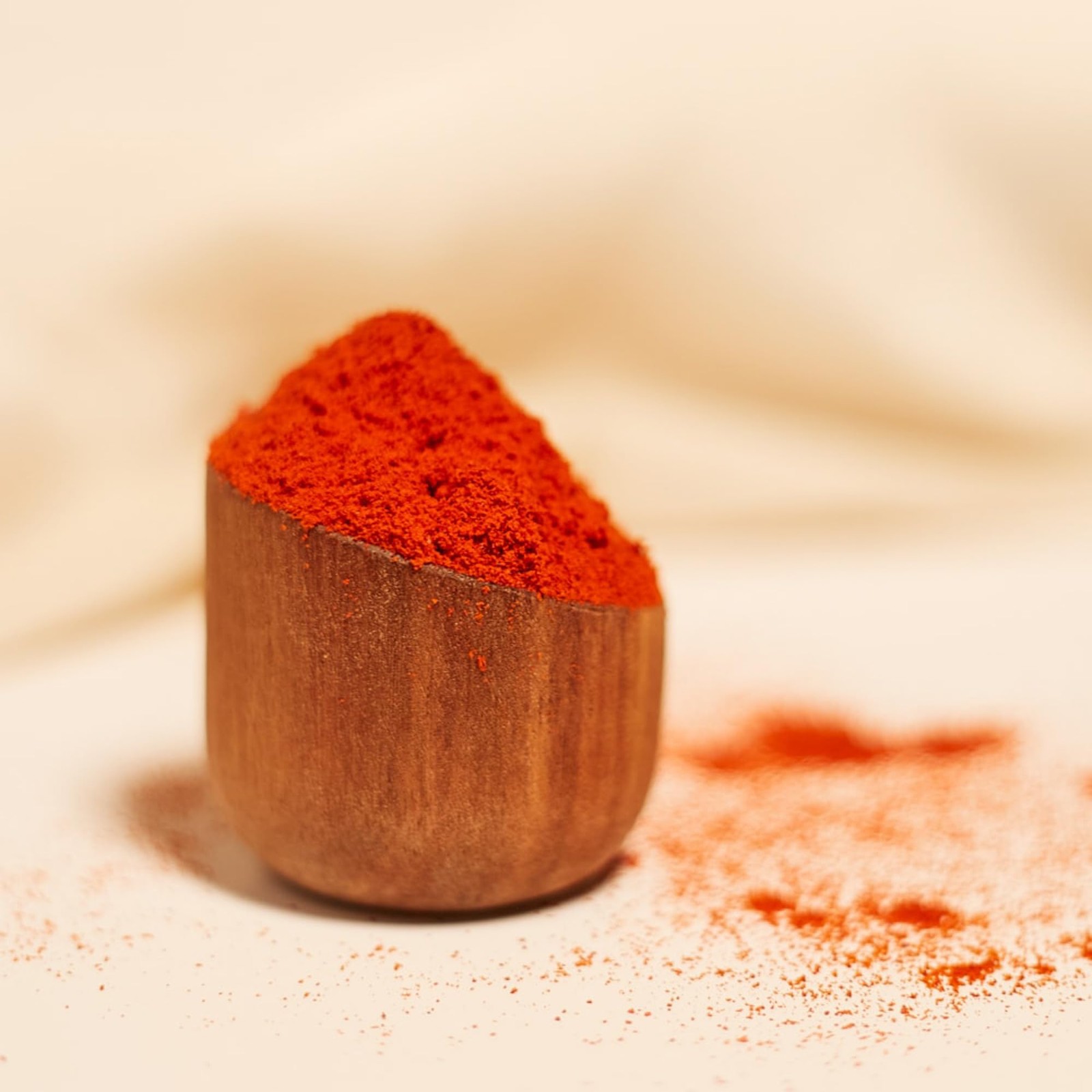 Premium SMOKED SWEET Hungarian Paprika Powder (4 oz) – Non-GMO – Vibrant Deep…
