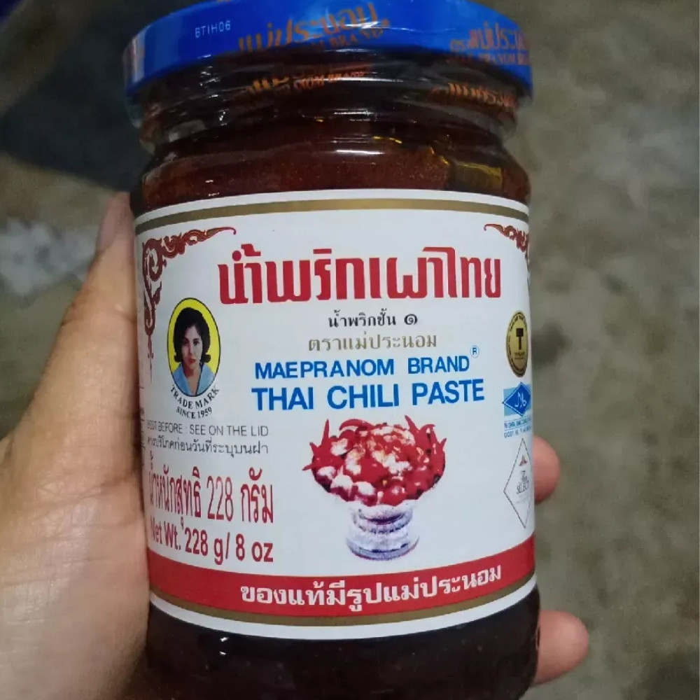 Maepranom Thai Chili Paste Nam Prik Pao 228g 8oz Authentic Thai Cooking Sauce