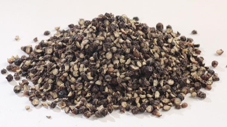 Black Peppercorn Cracked, #1-#2 Screen, EXTRA Coarse Sausage Type Bulk Pepper