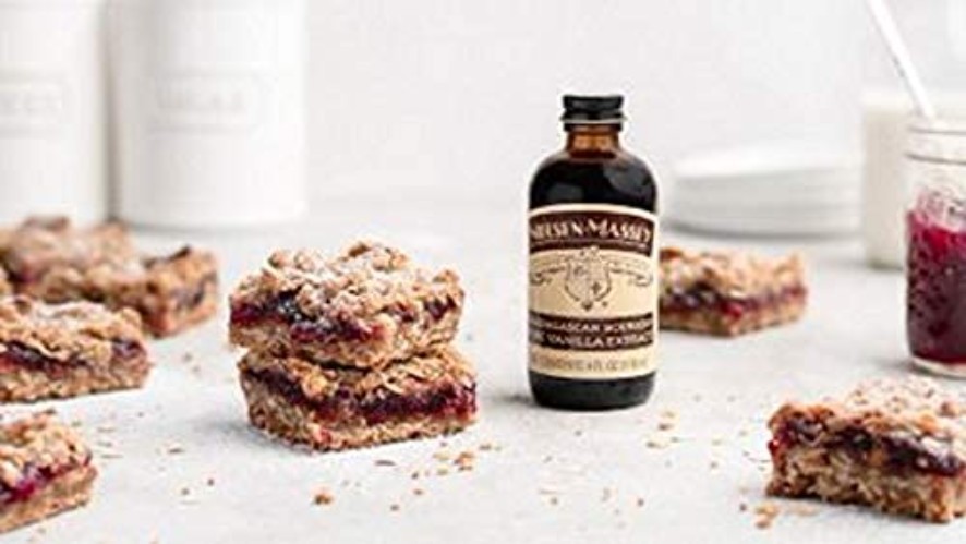 Madagascar Bourbon Pure Vanilla Extract for Baking and Cooking, 32 Ounce Bottle