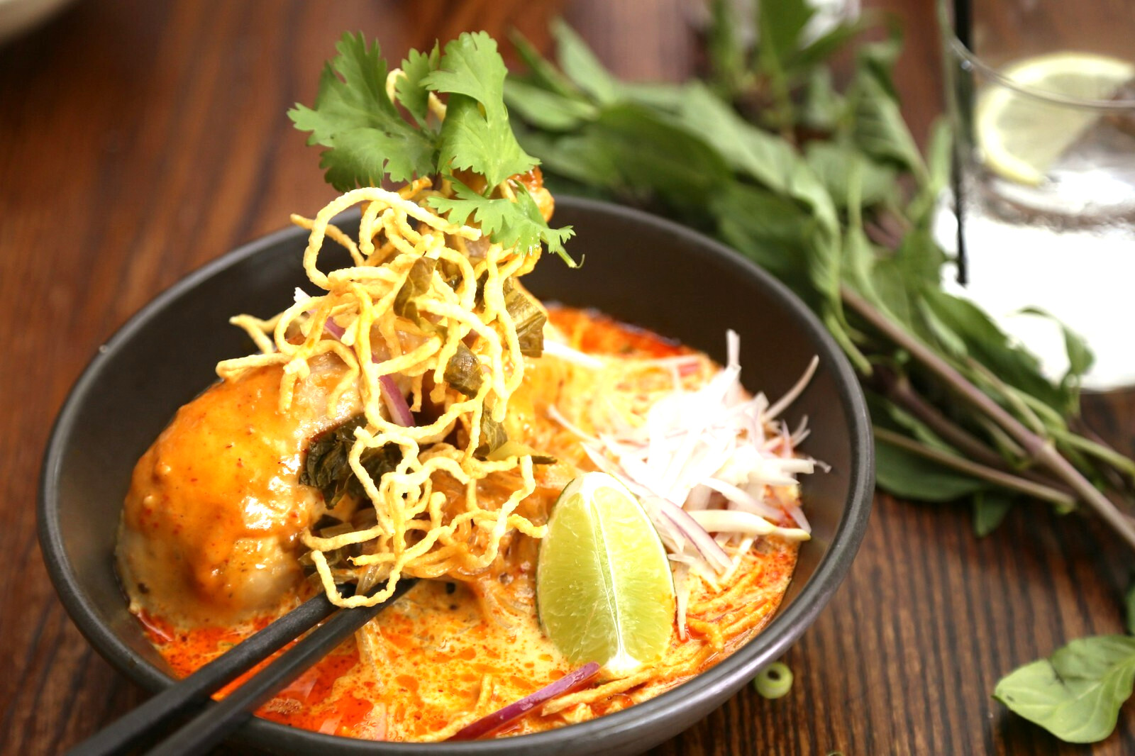 ‘Khaw Soi’ Thai North Traditional Curry Paste Cook with Coconut Milk Noodle Meat