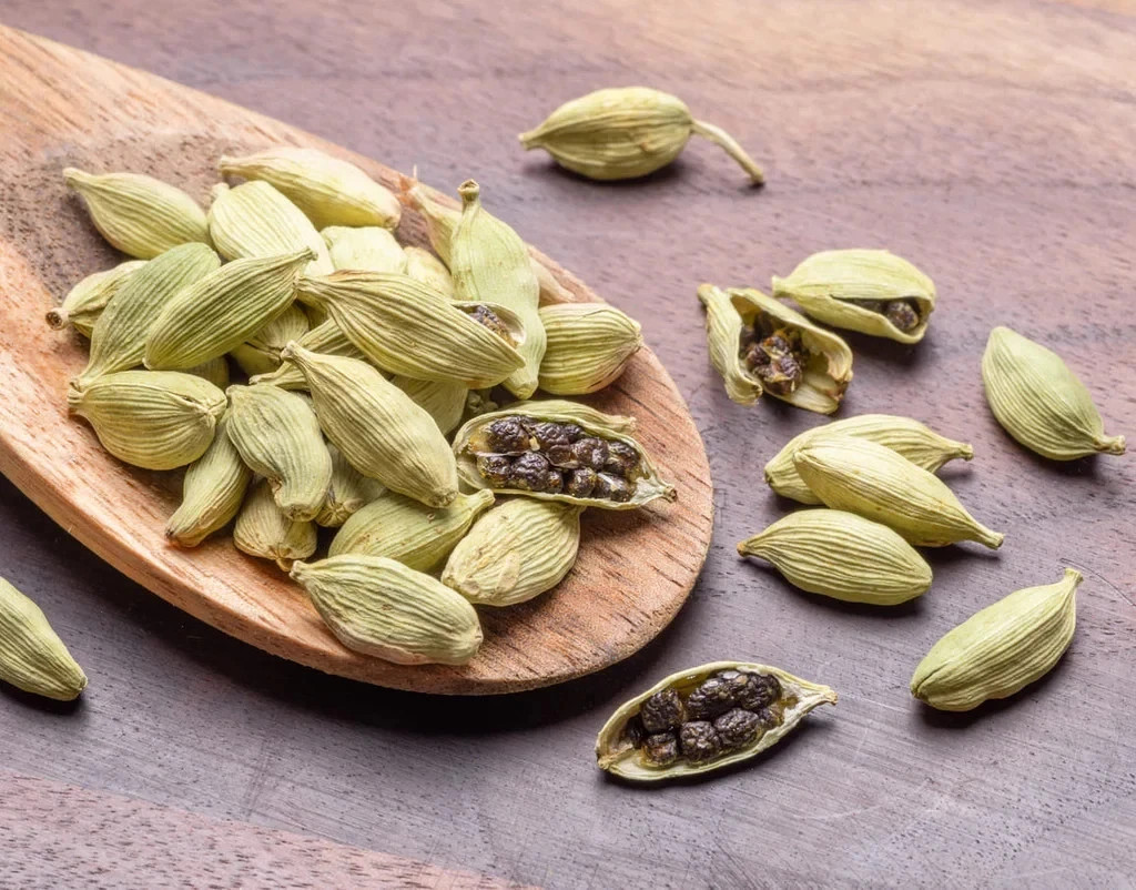 Cardamom Pods (Elaichi)–Premium | 100% Natural & Fresh Spice Cooking 200gm SF
