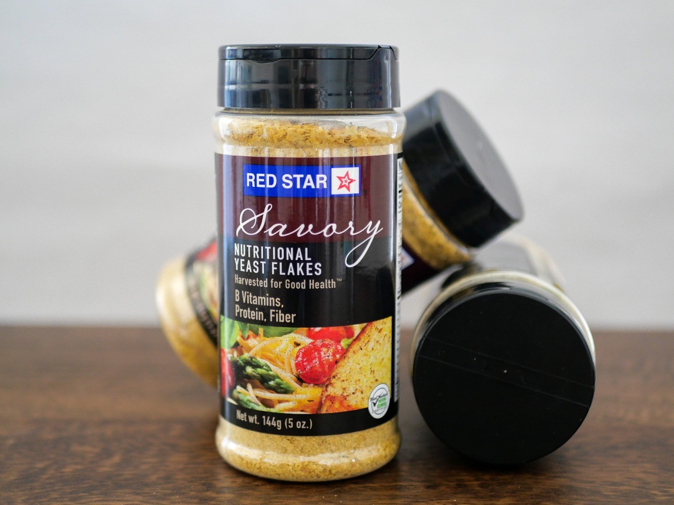 Red Star Savory Nutritional Yeast Flakes, 5 oz Shaker, Contains Soy