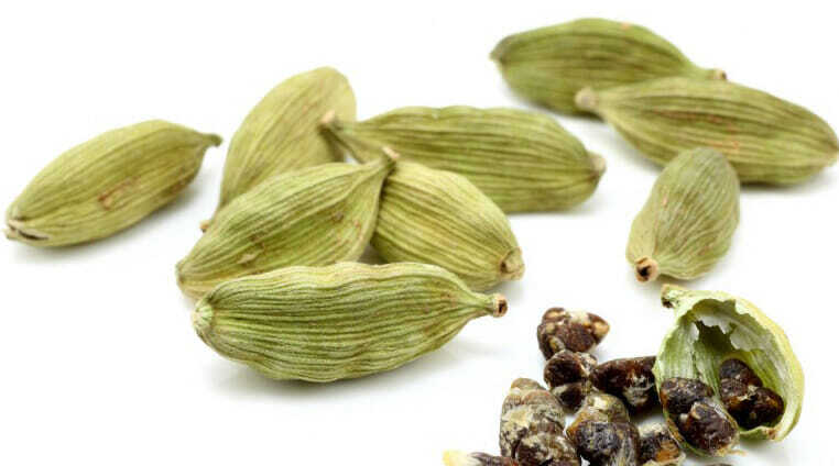 Organic Green Natural Cardamom Pods Elachi Cardamom Pods CEYLON FREE SHIPPING.!!