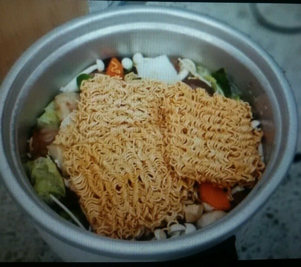 Instant Noodles Shrimp Spicy Soup Flavour Thai Food Quick Cooking Tom Yum Kung