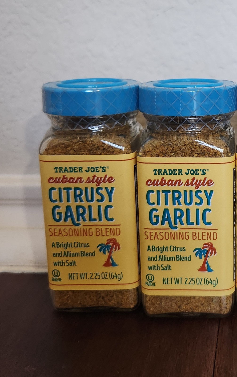 Trader Joe’s Cuban Style CITRUSY GARLIC Seasoning Blend 2.25 oz ( Pack of 2)