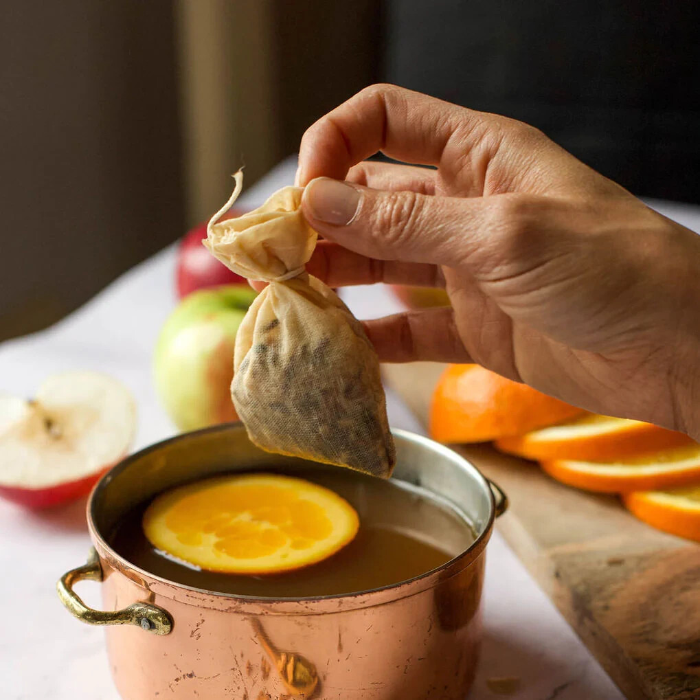 Gourmet Mulling Spice Kit with Muslin Bag, Spiced Cider, Mulled Wine 2 OZ