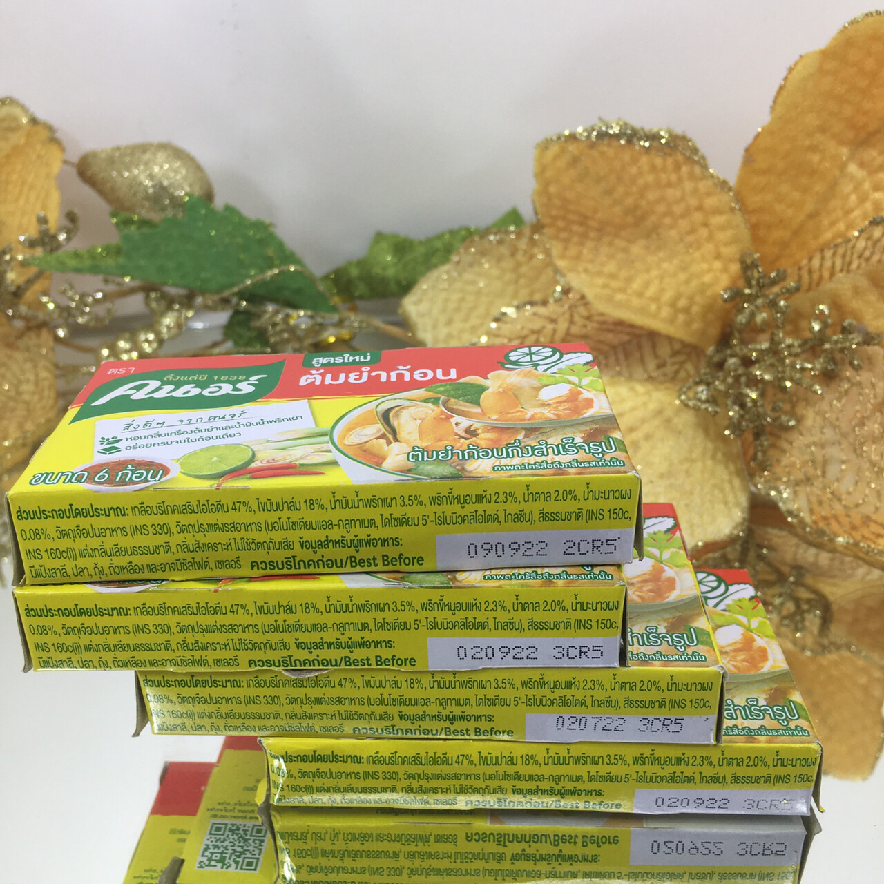 Knorr Tom Yum Kung Cubes Hot & Spicy Ingredient Shrimp Flavor, 4 boxes 24 Cubes.