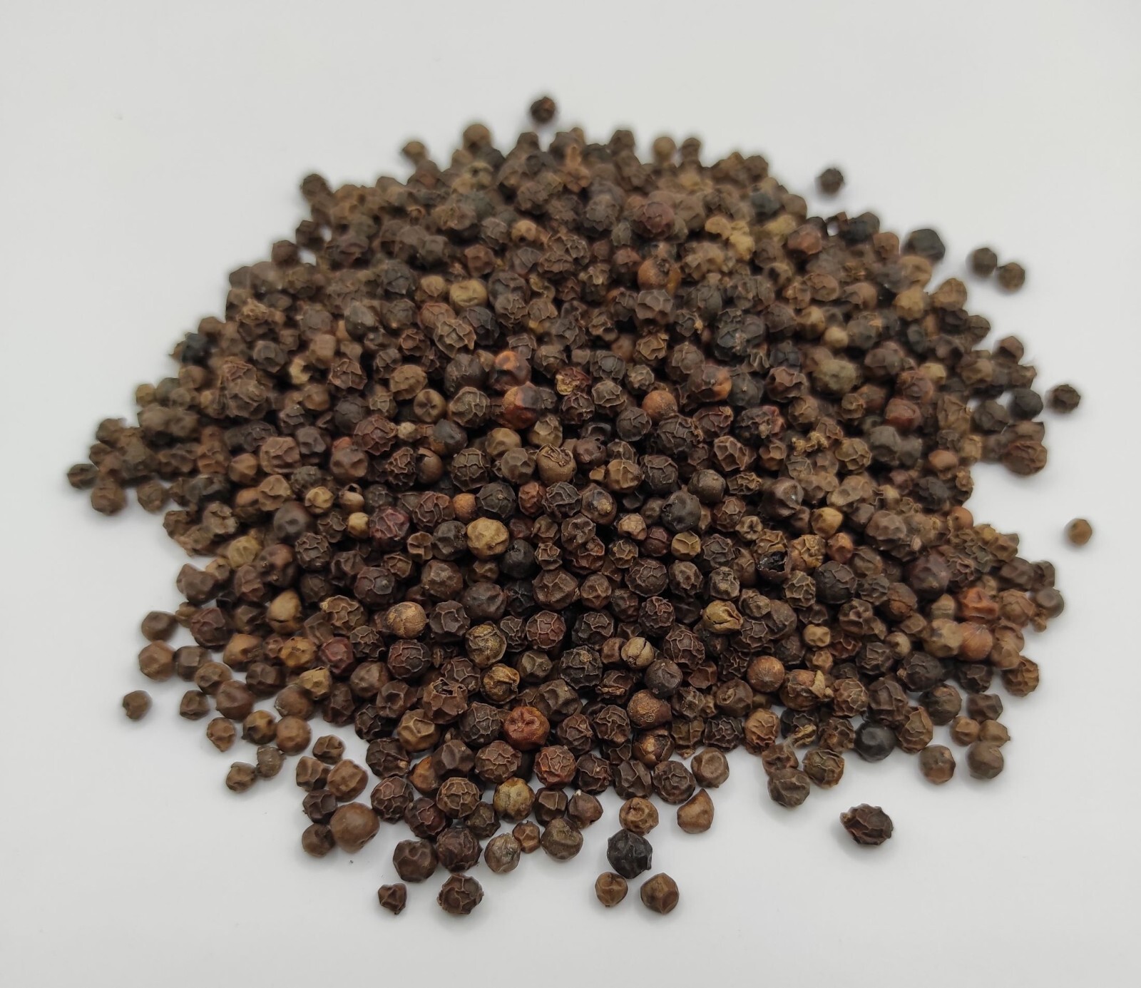 Black Pepper Whole Peppercorns 460 g (16.3oz) – Exceptional Quality Strong Taste