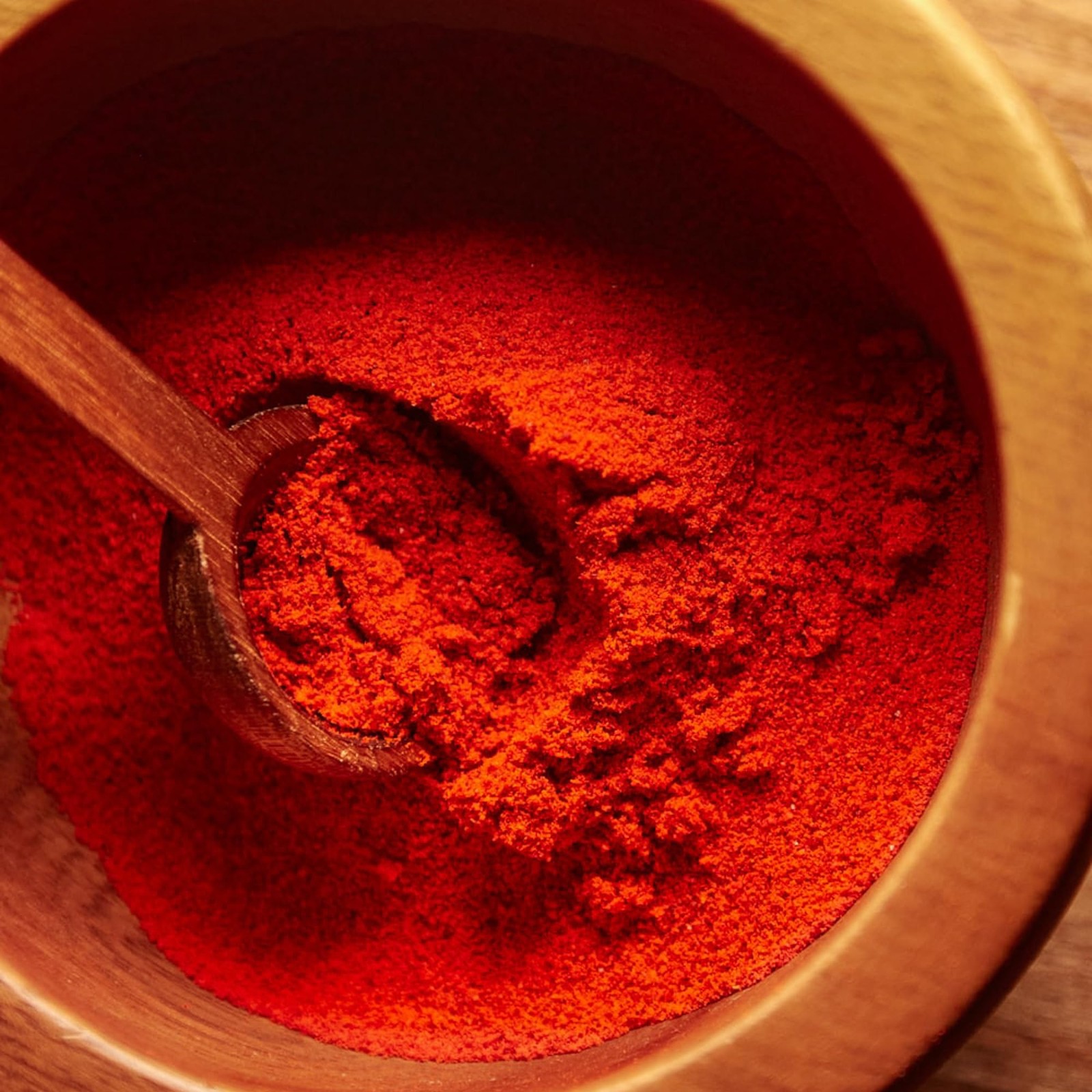 Premium SMOKED SWEET Hungarian Paprika Powder (4 oz) – Non-GMO – Deep Red
