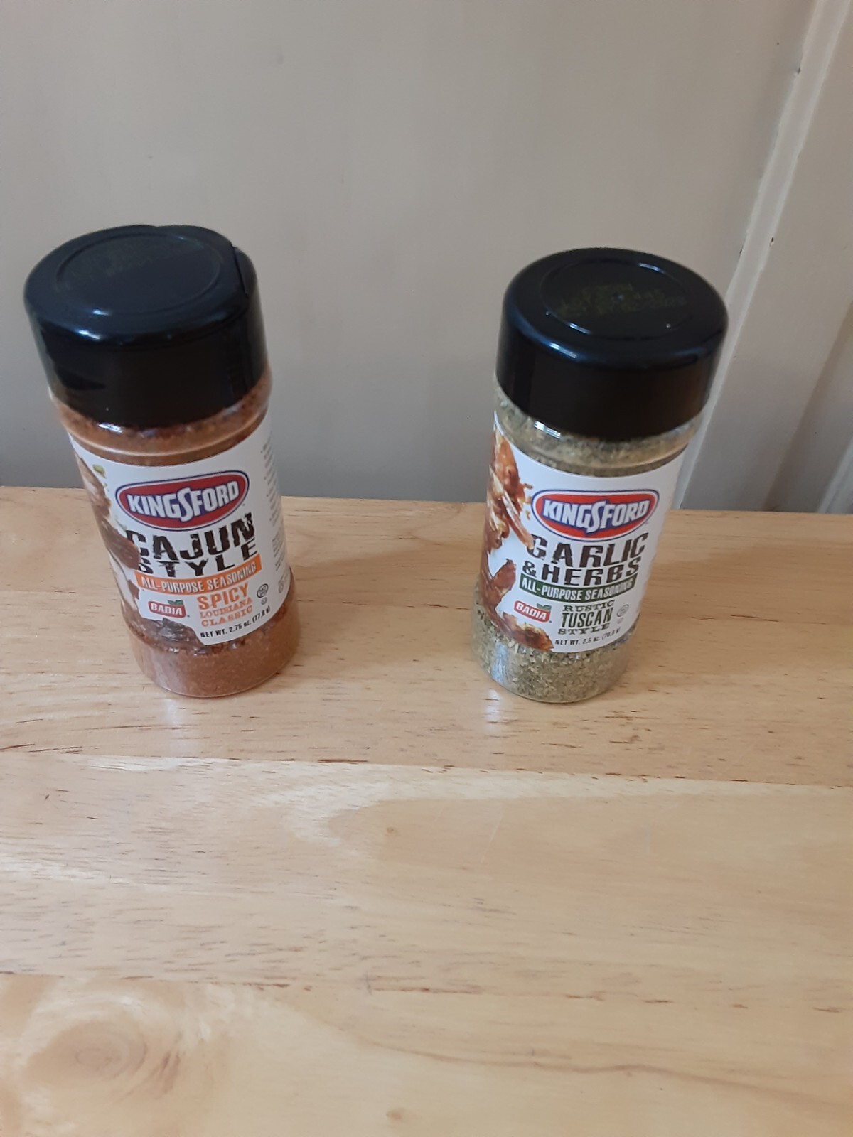 Kingsford Garlic & Herbs & Cajun Style All-Purpose Seasoning SEALED EXP. 1-2028