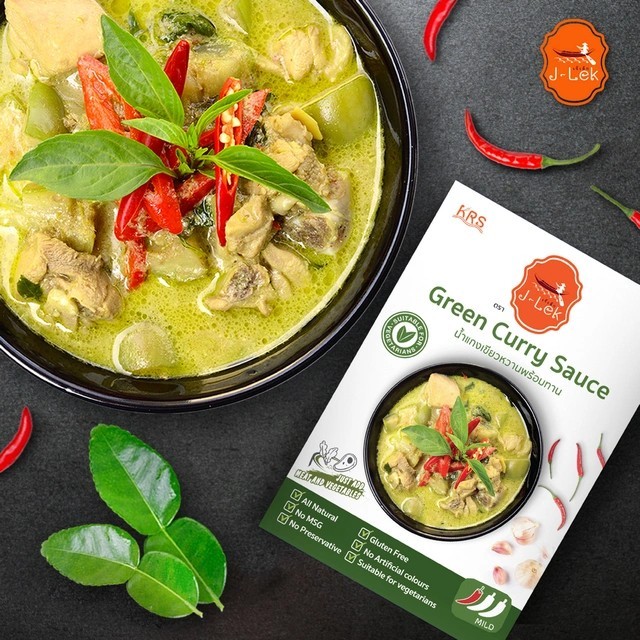 J-Lek Ready-to-Eat Green Curry Paste, 250 grams.