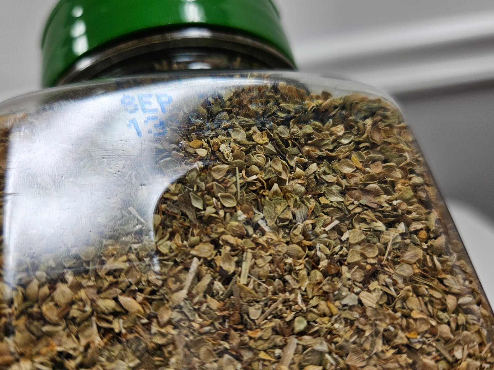 McCormick Gourmet Organic Oregano Leaves Seasoning Spice Mix Non GMO Exp 09/2026