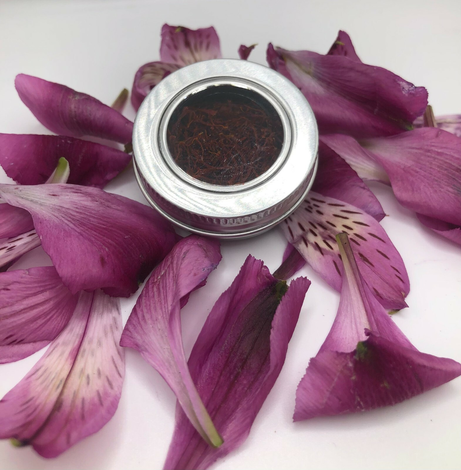 Rose Saffron | Premium Grade Handpicked Saffron Threads | Pure Red | 2 Grams