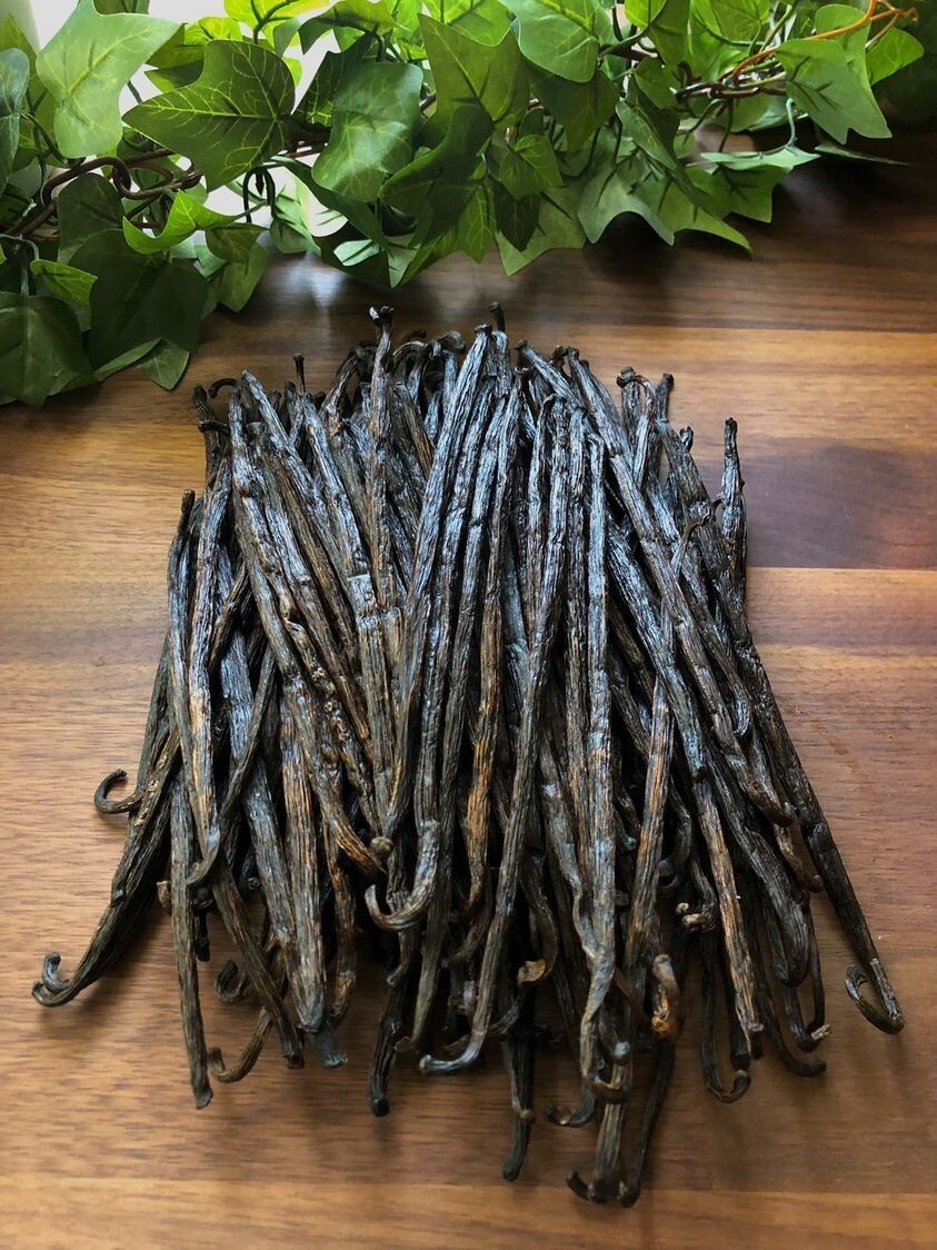 Madagascar Vanilla Beans Grade C PERFECT FOR EXTRACT- half pound