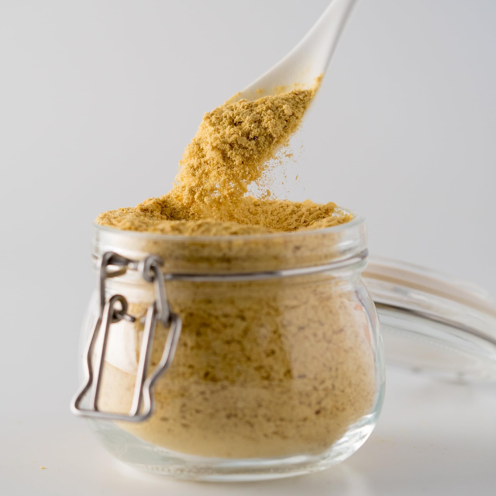 Nutritional Yeast Flakes, Popcorn, Soups, Fortified (32 Ounce)
