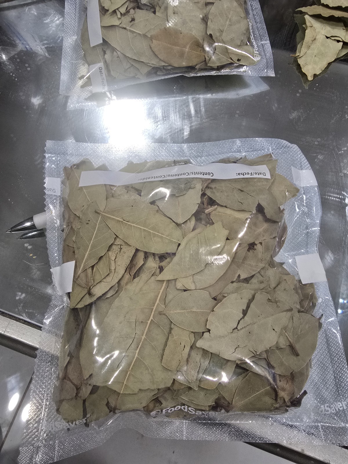 AFRICAN WHOLE BAY LEAVES, DRY BAY LEAVES 100% NATURAL PREMIUM QUALITY