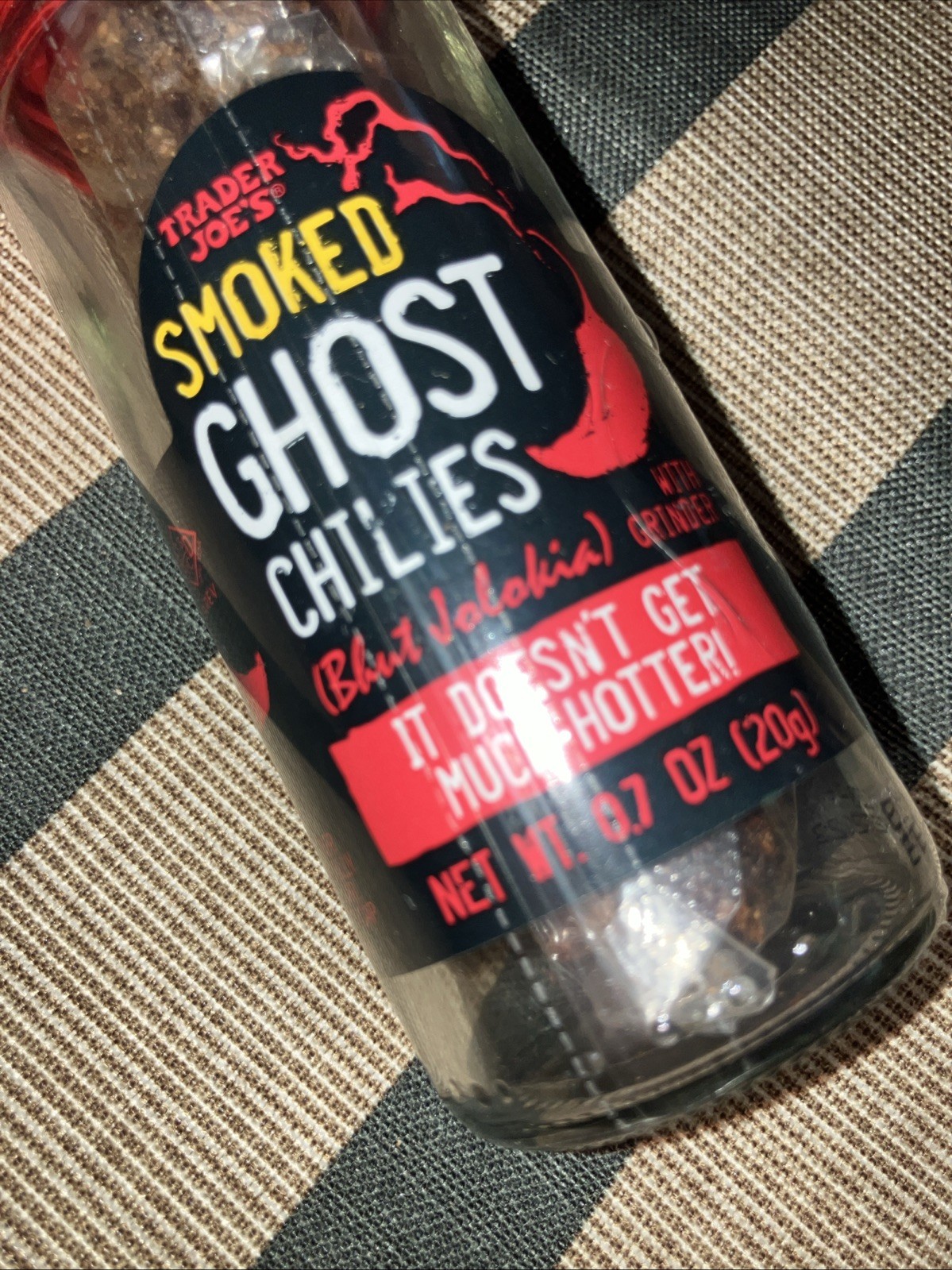 Trader Joe’s Smoked Ghost Chilies Grinder Bottle Bhut Jolokia Pepper 0.7oz. NEW