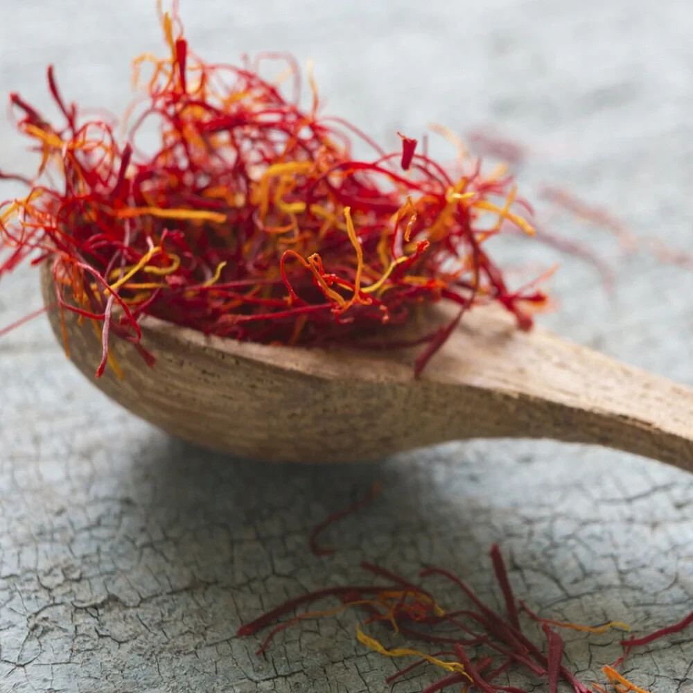 Kishtwari Shahi Saffron Kesar 1 GM Pack Natural Ingredient For Making Desert